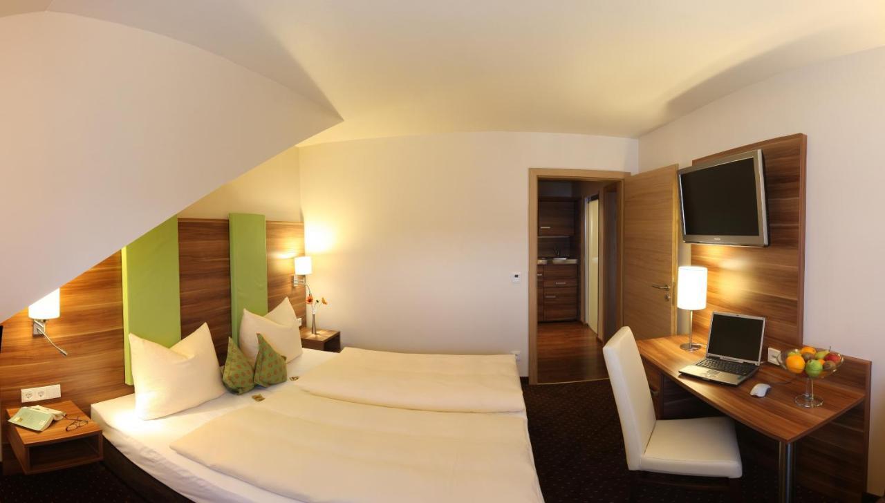 Rottersdorf Vilstaler Hof Landgasthof & Hotel מראה חיצוני תמונה